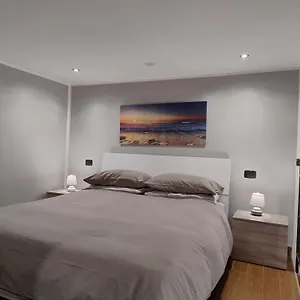 Loft-civico86 , Palermo Italië