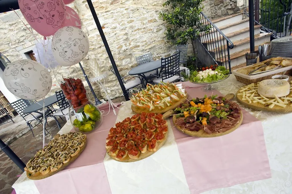Il Castelluccio Country Resort Restaurant & Spa バルベリーノ・ディ・ムジェッロ イタリア